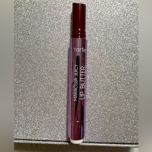 Tarte Maracuja Juicy Burgundy Lip Balm Gloss. Color Burgundy.
